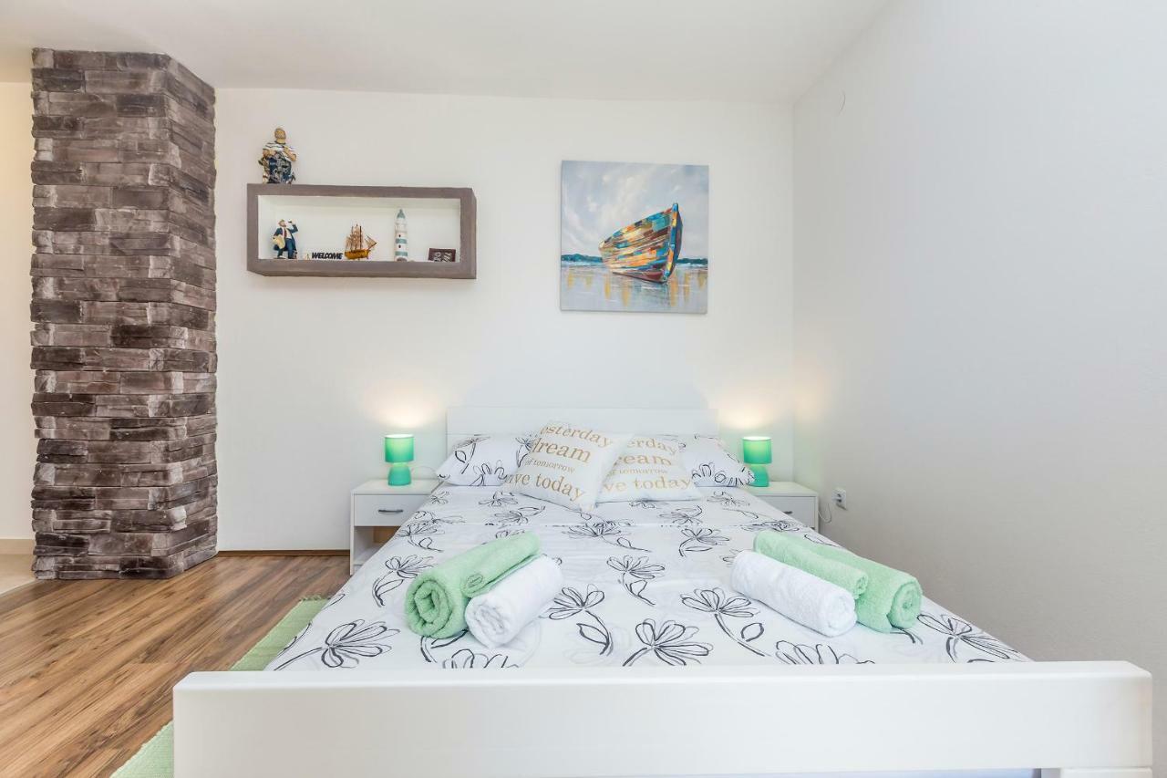 Studio Apartman Magdalena Lejlighed Omišalj Eksteriør billede